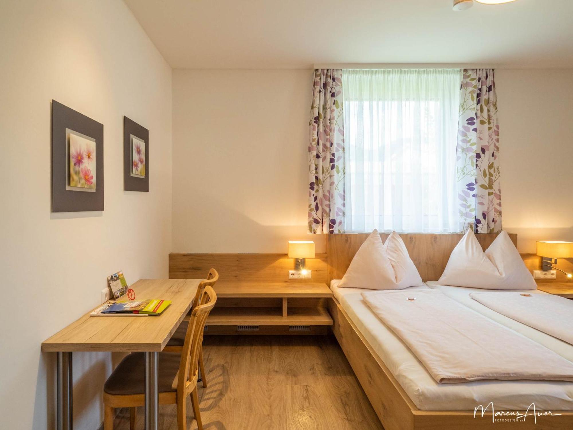 Pension Ehrenfried - Hotel Garni Kindberg Habitación foto